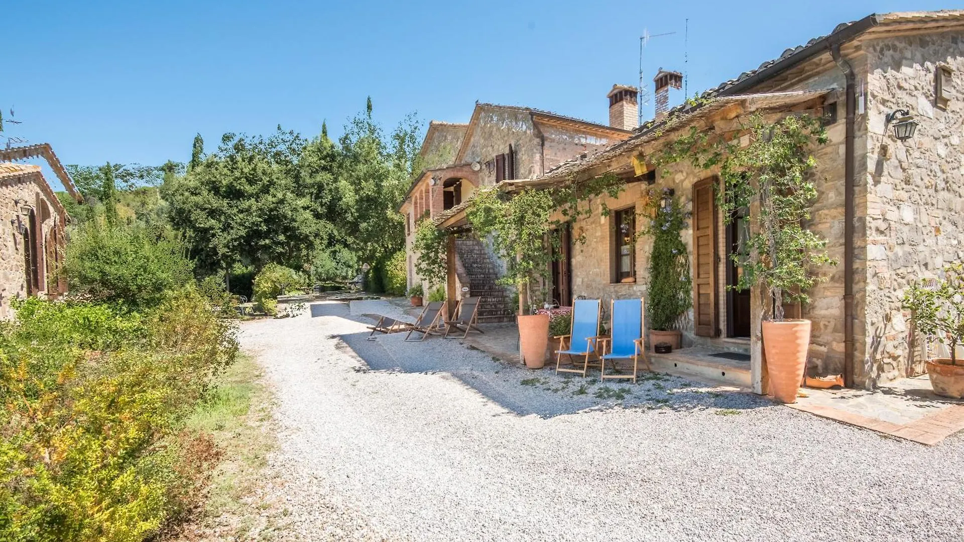 Melograno Apartment Podere Giardino Montalcino Italie